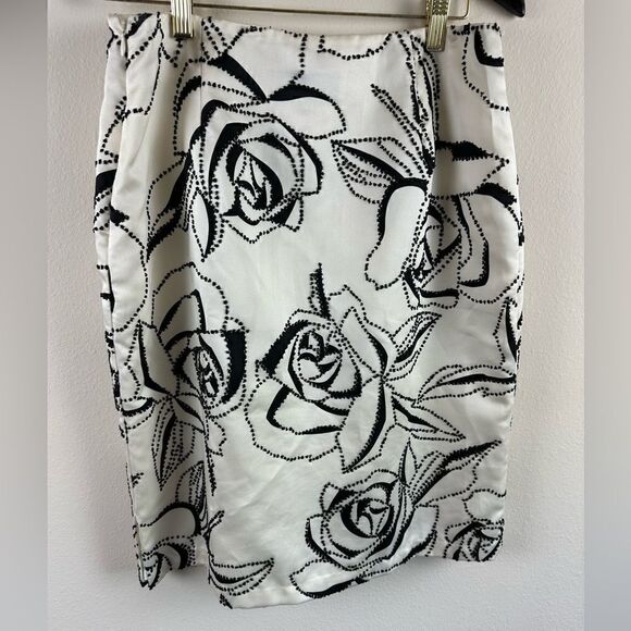 EUC Donna Ricco Women’s Dress Skirt - Picture 2 of 3